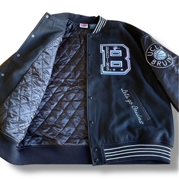 画像8: NUTMEG(ナツメグ) NUTMEG × UCLA クラシカル中綿スタジアムジャケット (ブラック, ネイビー) スタジャン カレッジロゴ メルトン Joe クマ BEA (8)