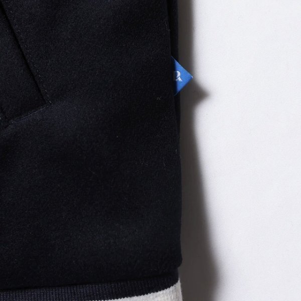 画像9: Liberaiders(リベレイダース) LR VARSITY JACKET (BLACK) LRヴァ―シティジャケット (ブラック) スタジャン ワッペン チェーン刺繍 中綿キルティング BEA (9)